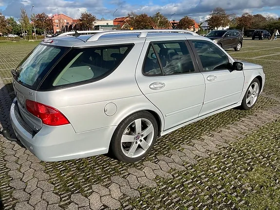 Saab 9-5 2009 photo 5