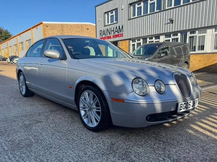 Jaguar S-Type 2005 photo 2