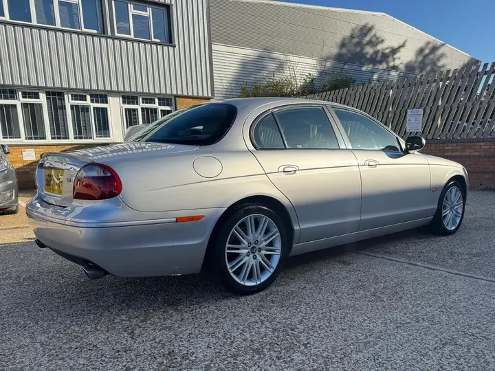 Jaguar S-Type 2005 photo 5