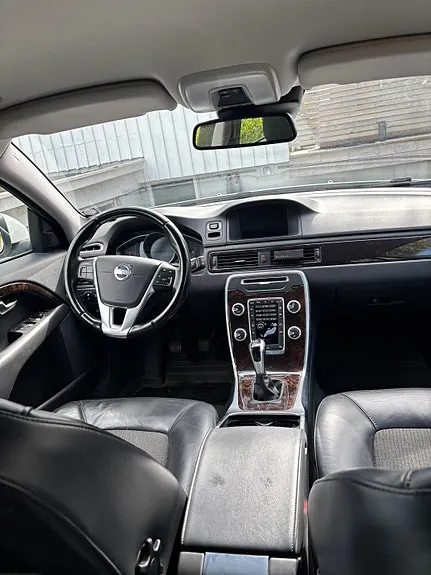 Volvo V70 2015 photo 4