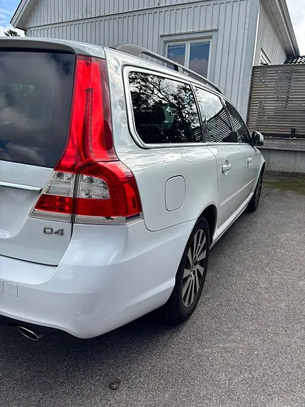 Volvo V70 2015 photo 5