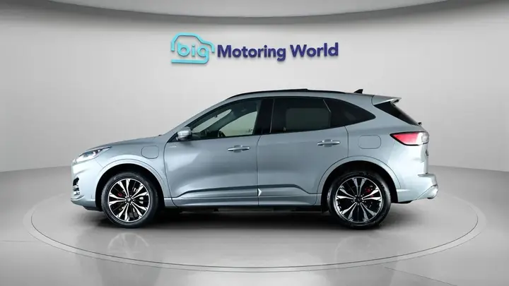 Ford Kuga 2023 photo 5