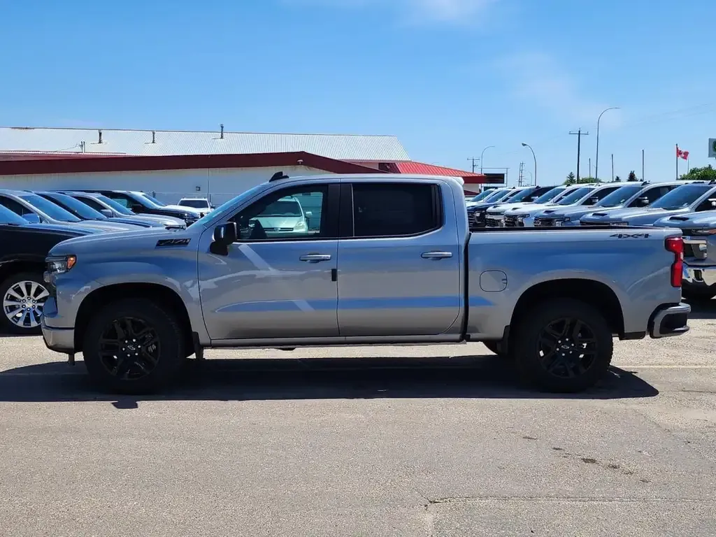 Chevrolet Silverado 1500 2026 photo 3