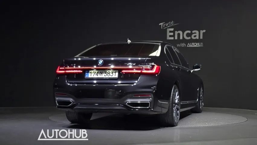 BMW 7 Series 2021 photo 4