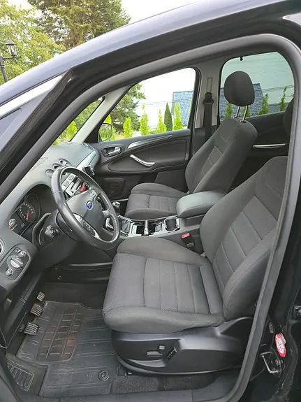 Ford S-Max 2011 photo 5