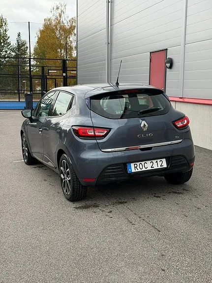 Renault Clio 2017 photo 2