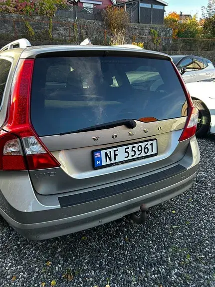 Volvo V70 2013 photo 2