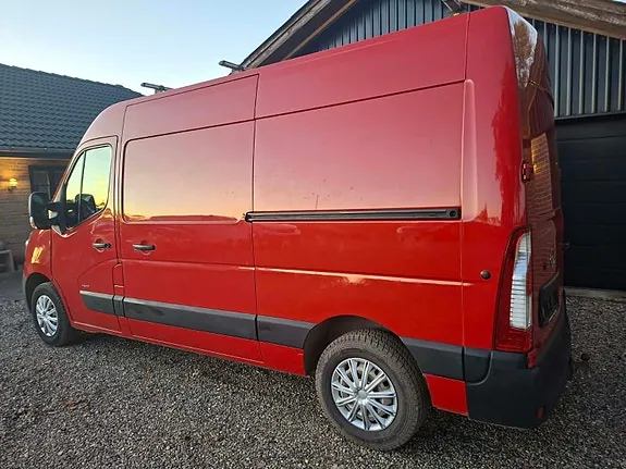 Opel Movano 2018 photo 2