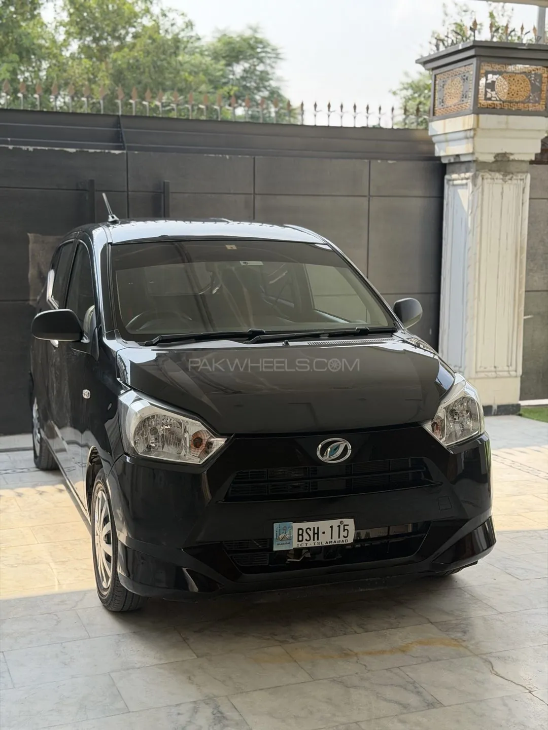 Daihatsu Mira