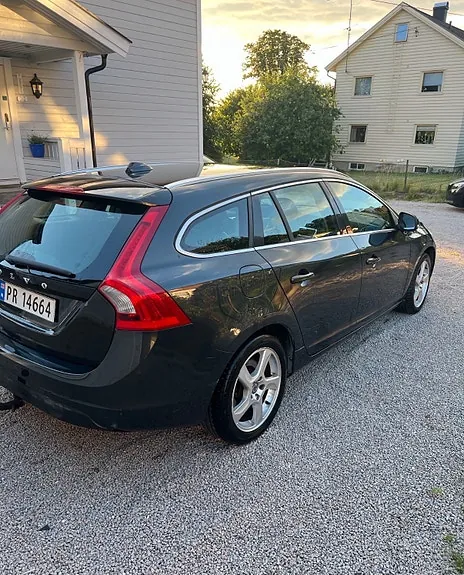 Volvo V60 2013 photo 4
