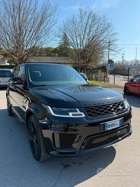Land Rover Range Rover Sport 2019 photo 2