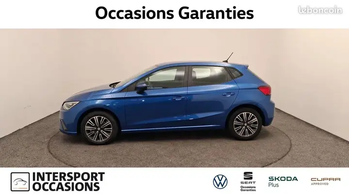 Seat Ibiza 2023 photo 2