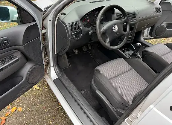 Volkswagen Golf 4 2001 photo 5