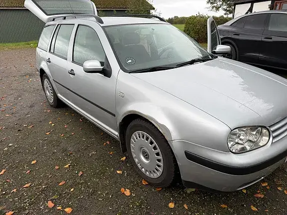 Volkswagen Golf 4 2001 photo 2