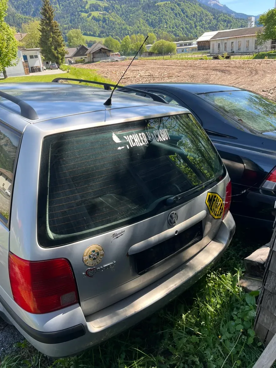 Volkswagen Passat 2002 photo 2