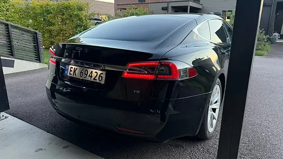 Tesla Model S 2017 photo 4