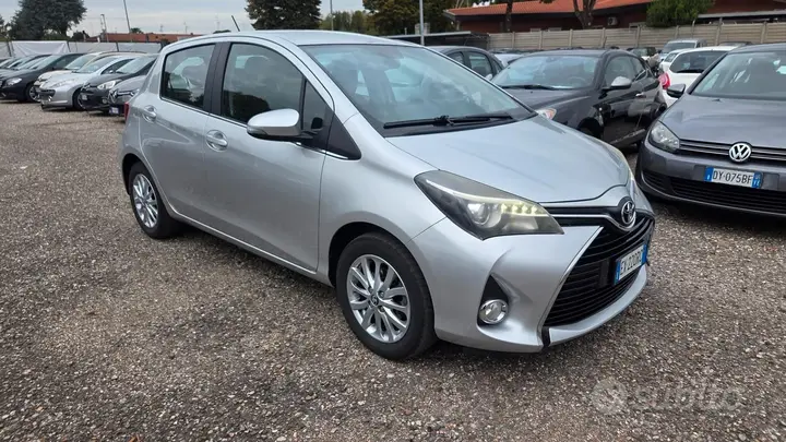 Toyota Yaris 2014 photo 3