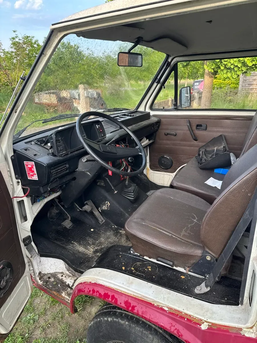 Volkswagen T3 1988 photo 2