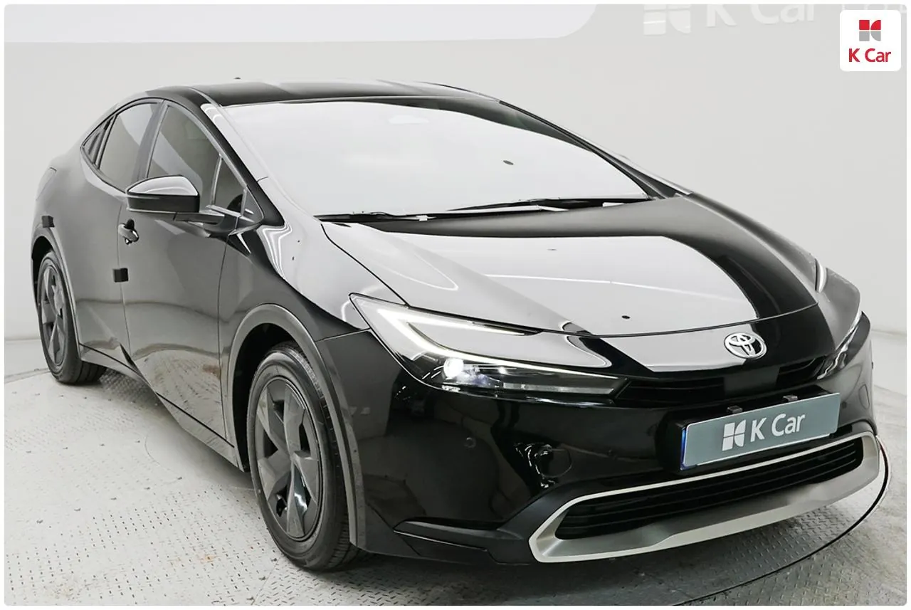 Toyota Prius 2024 photo 3
