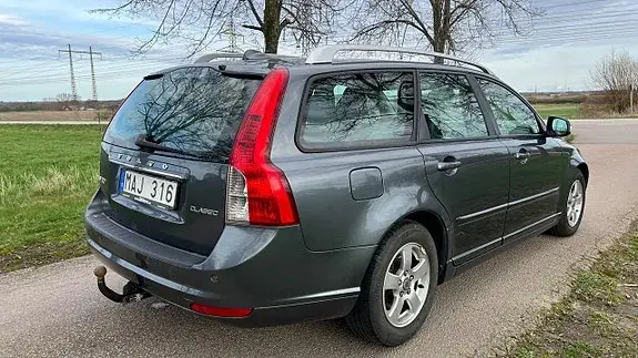 Volvo V50 2012 photo 4