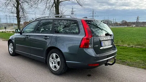 Volvo V50 2012 photo 3