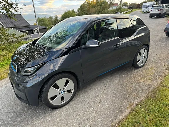 BMW I3