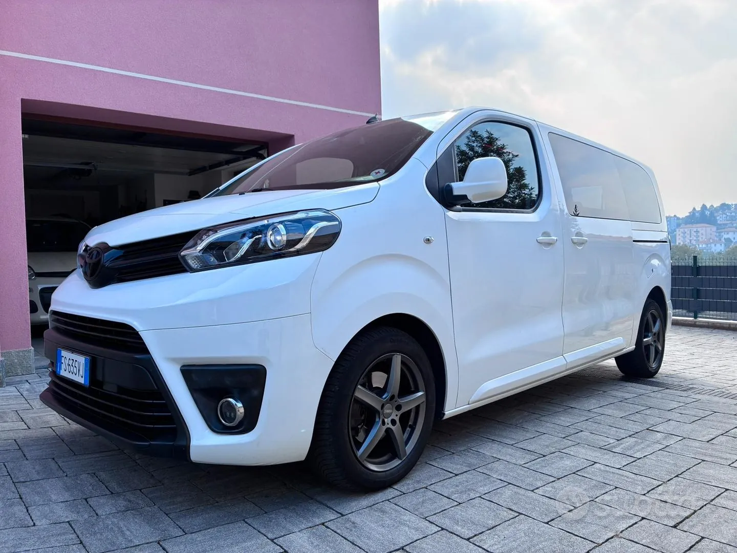 Toyota Proace 2018 photo 2