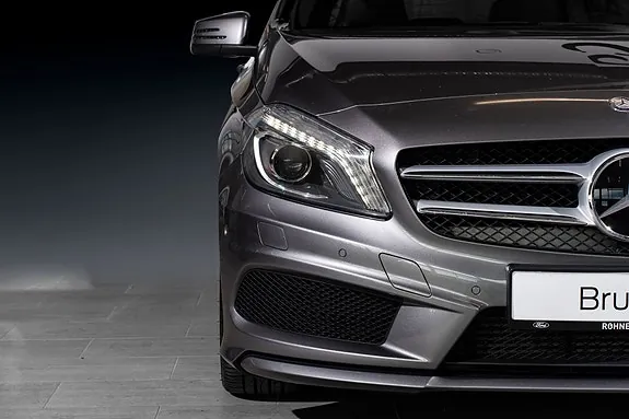 Mercedes-Benz A180 2014 photo 4