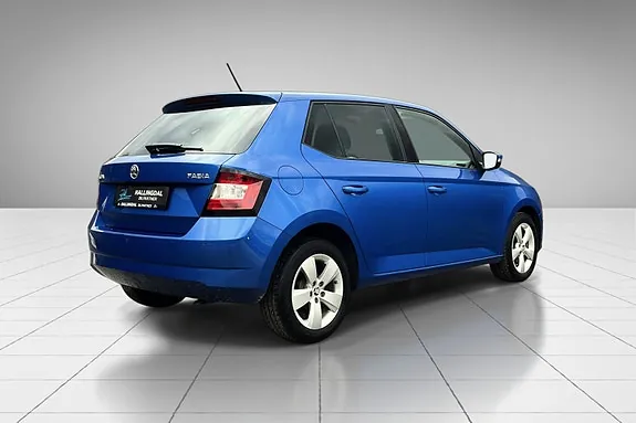 Skoda Fabia 2015 photo 5