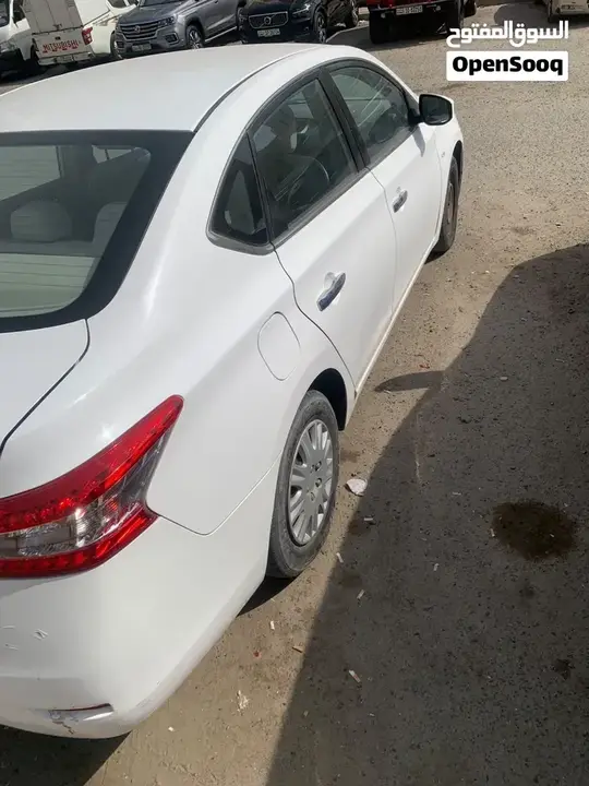 Nissan Sentra 2016 photo 4