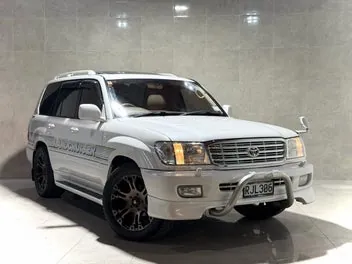 Toyota Land Cruiser 2001 photo 2