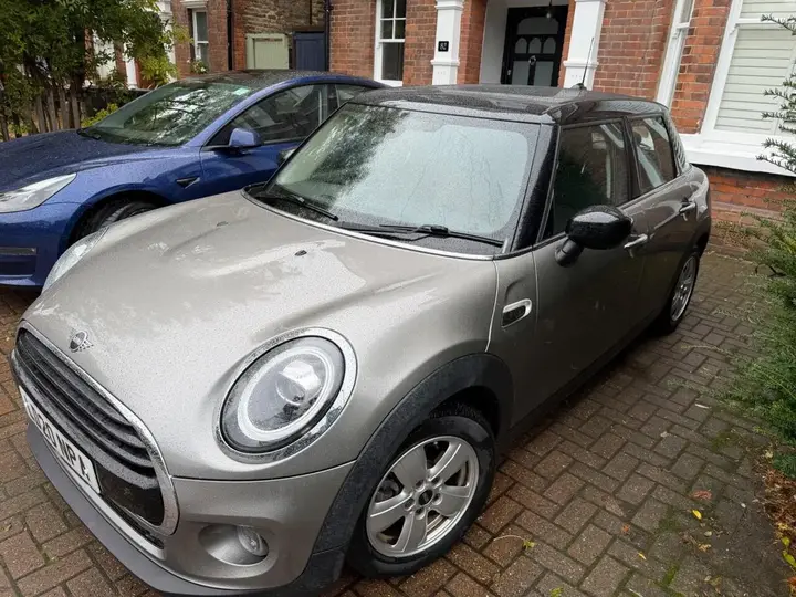 Mini Hatch 2020 photo 3