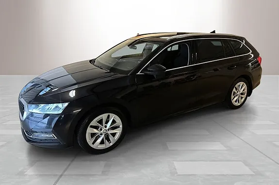 Skoda Octavia 2023 photo 3