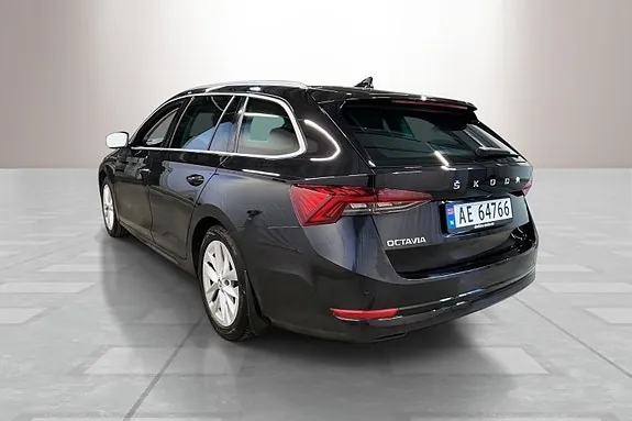 Skoda Octavia 2023 photo 5