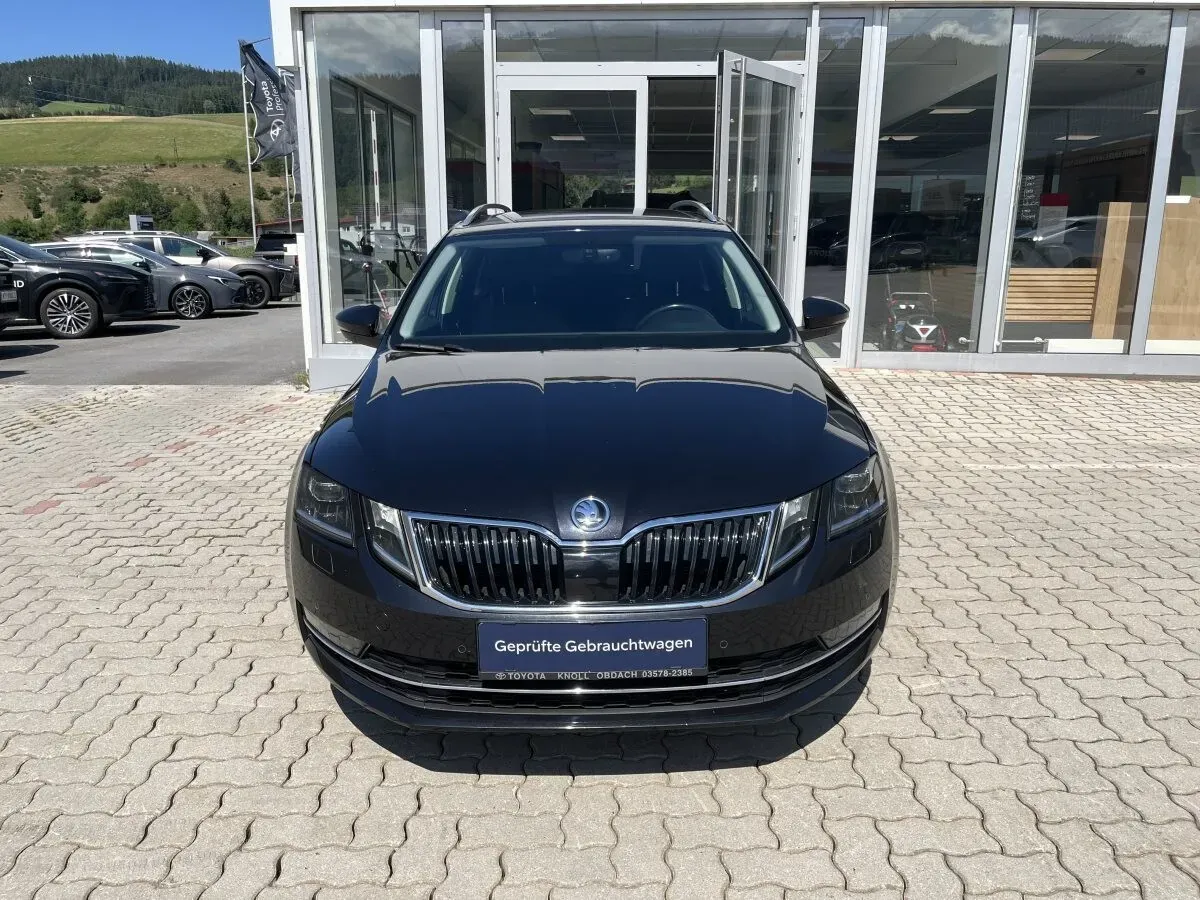 Skoda Octavia 2020 photo 2