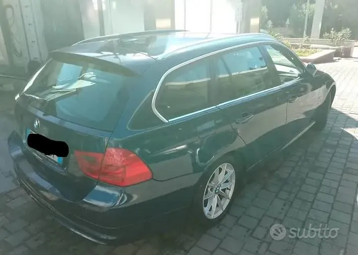BMW 316D 2011 photo 2