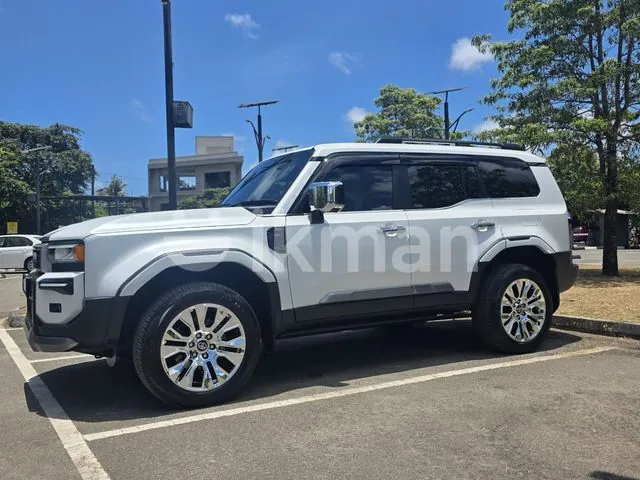 Toyota Land Cruiser Prado 2025 photo 3