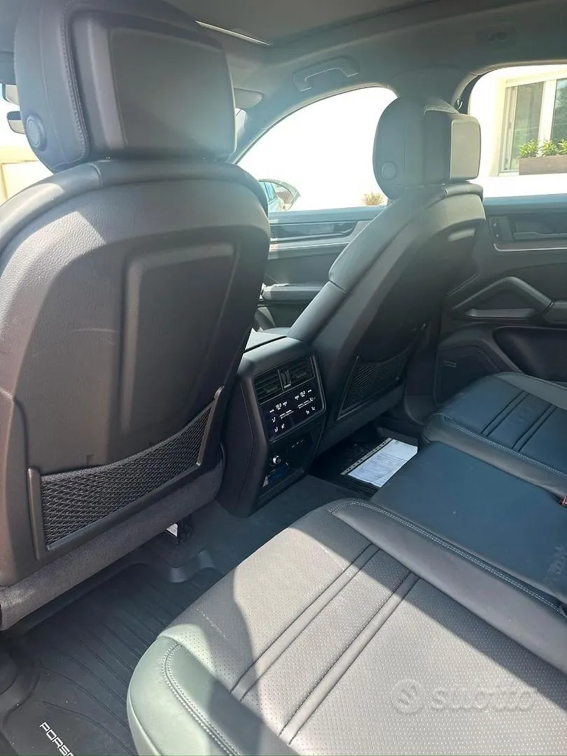 Porsche Cayenne 2024 photo 5