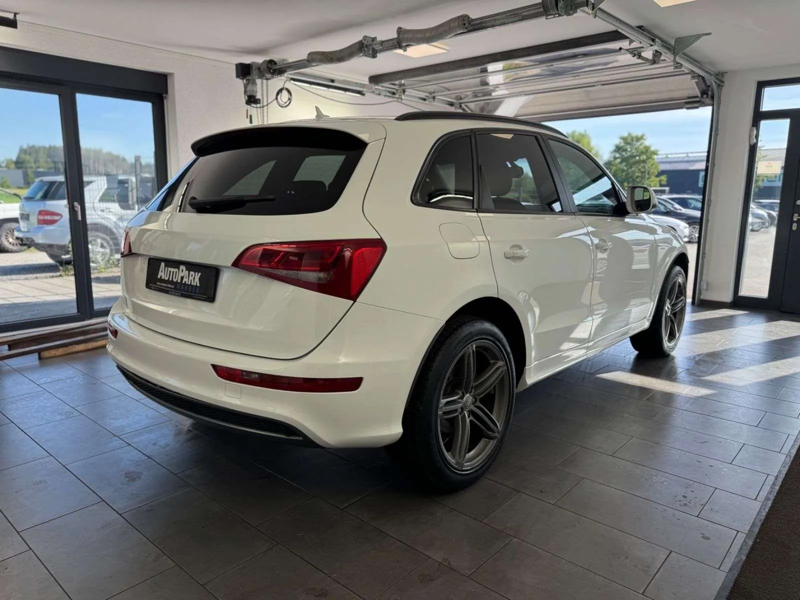Audi Q5 2012 photo 5