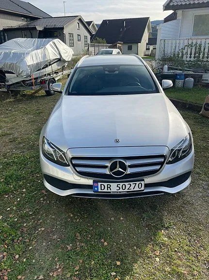 Mercedes-Benz E220 D