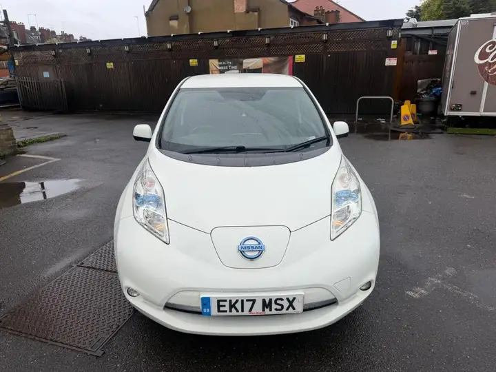 Nissan Leaf 2017 photo 3
