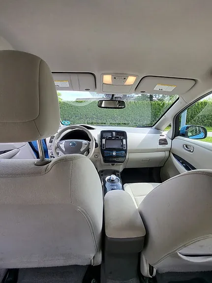 Nissan Leaf 2011 photo 5