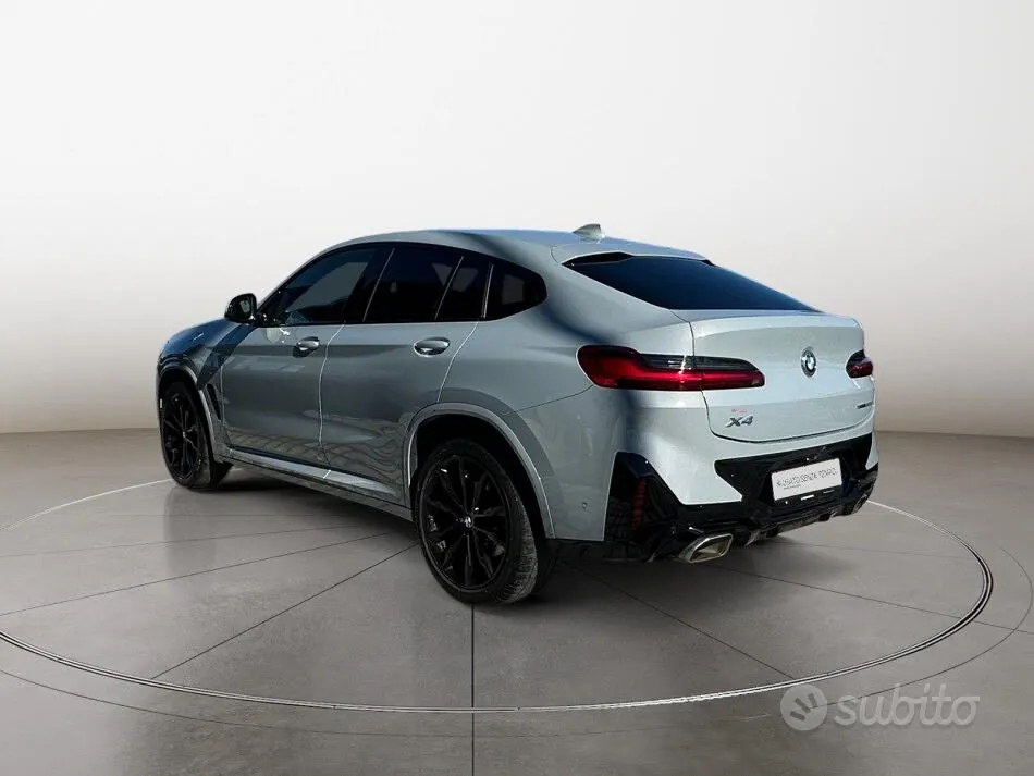 BMW X4 2023 photo 2