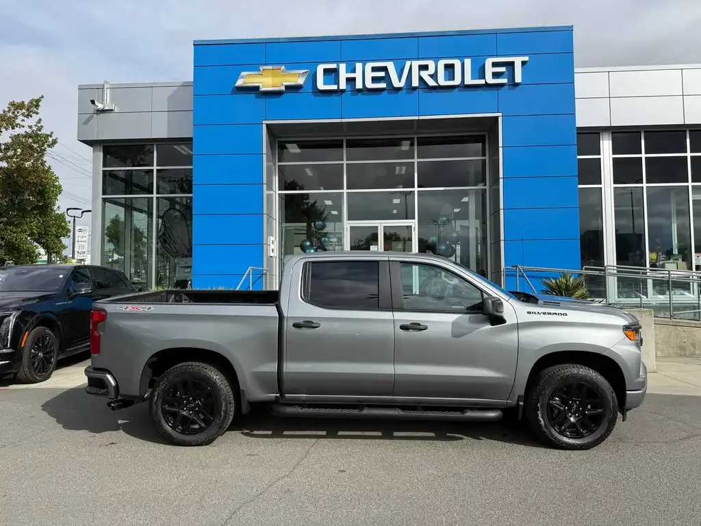 Chevrolet Silverado 1500 2026 photo 3