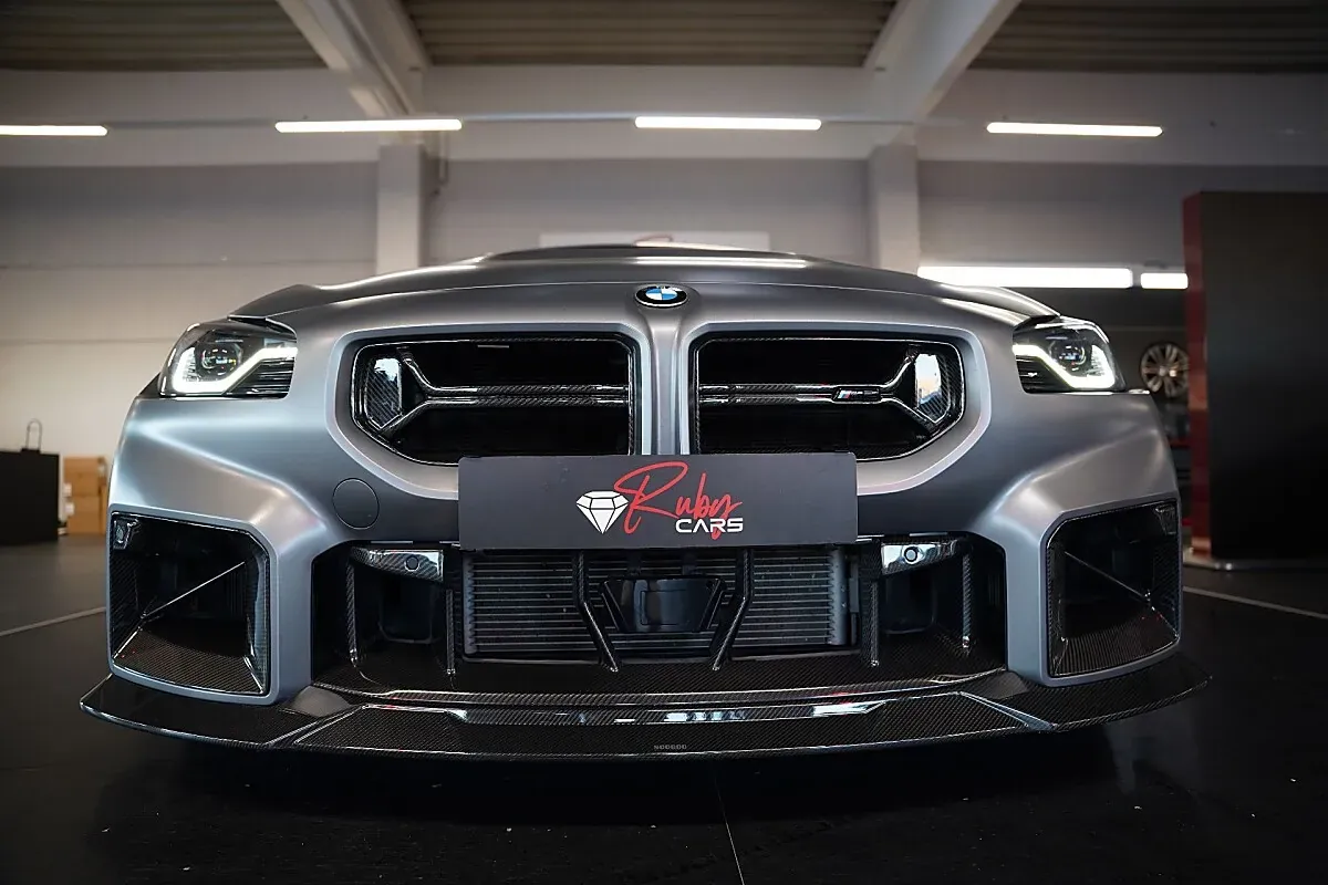 BMW M2 2025 photo 3