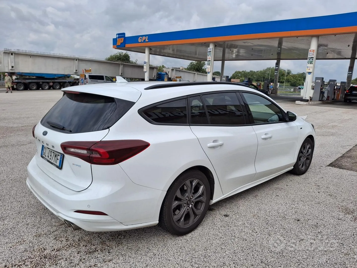 Ford Focus 2022 photo 3