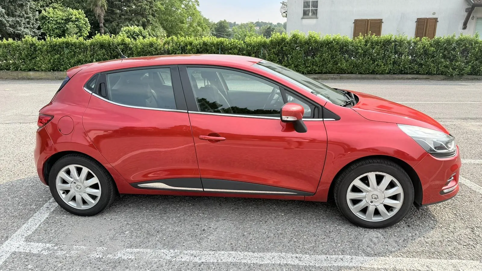 Renault Clio 2016 photo 2