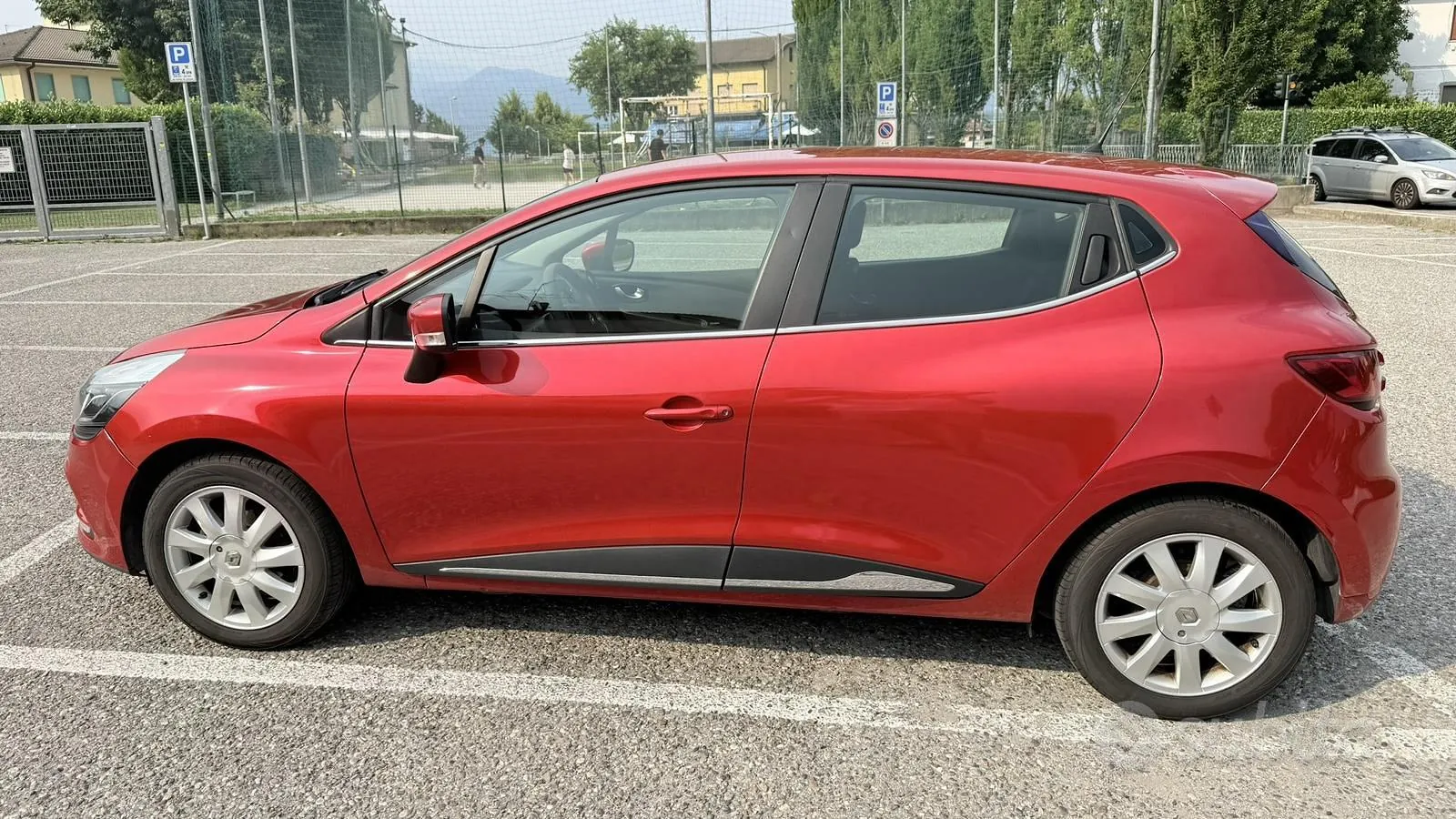 Renault Clio 2016 photo 3