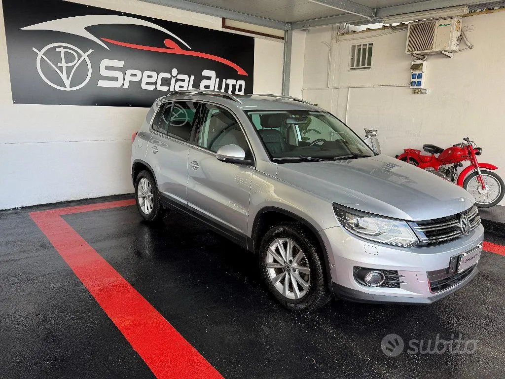 Volkswagen Tiguan 2012 photo 2