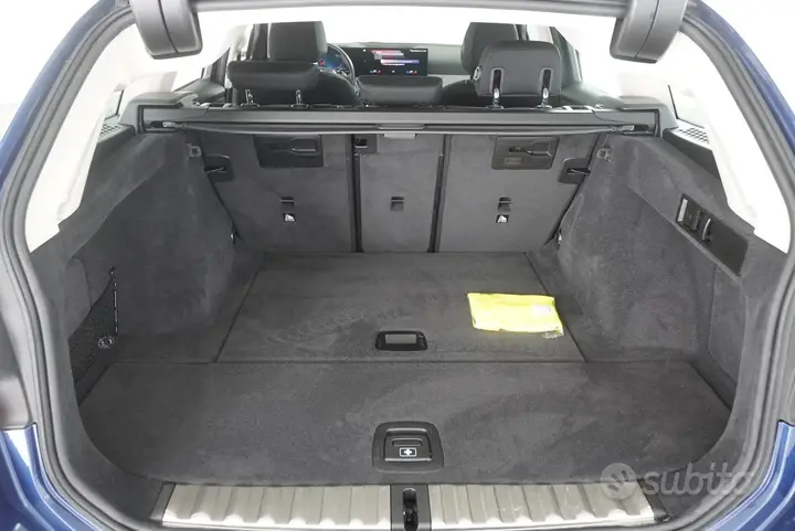 BMW 3 Series 2023 photo 5